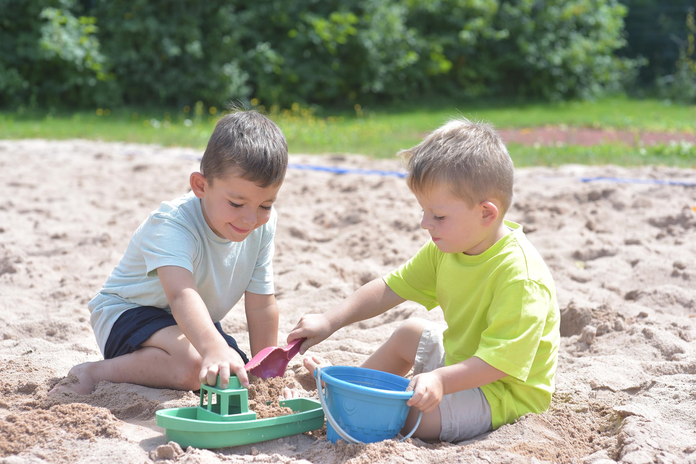 gowi-regowi-551-20-sand-set-strand-eimer-boot-recycelt image 4