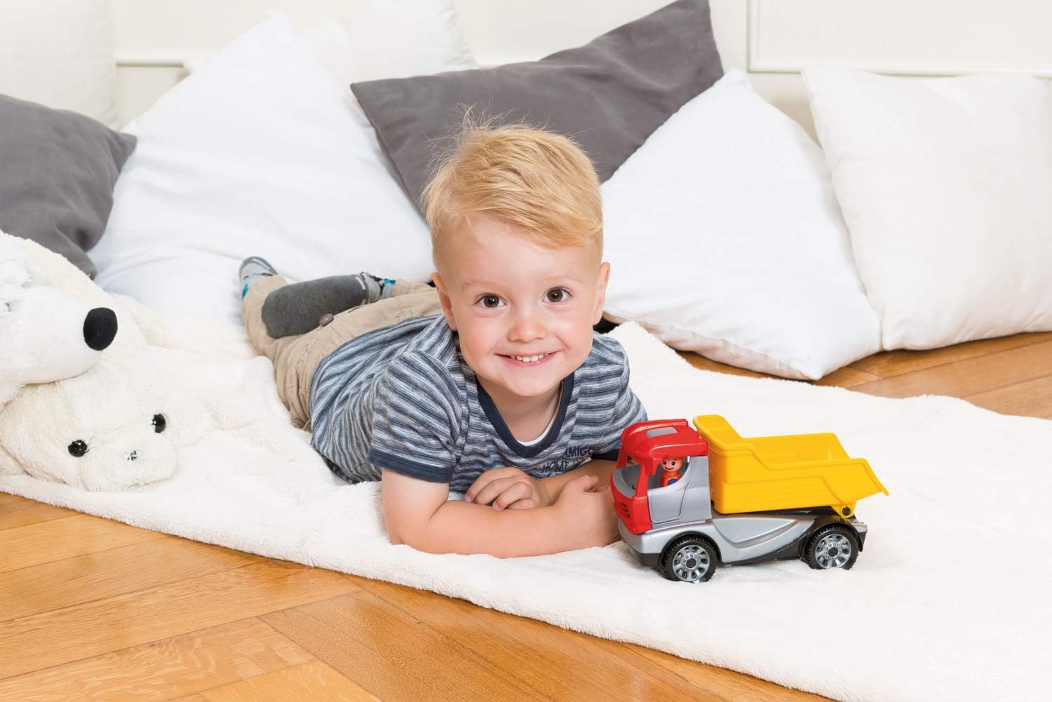 lena-truckies-01620-kipper-kipplaster-22-cm-mit-figur image 4