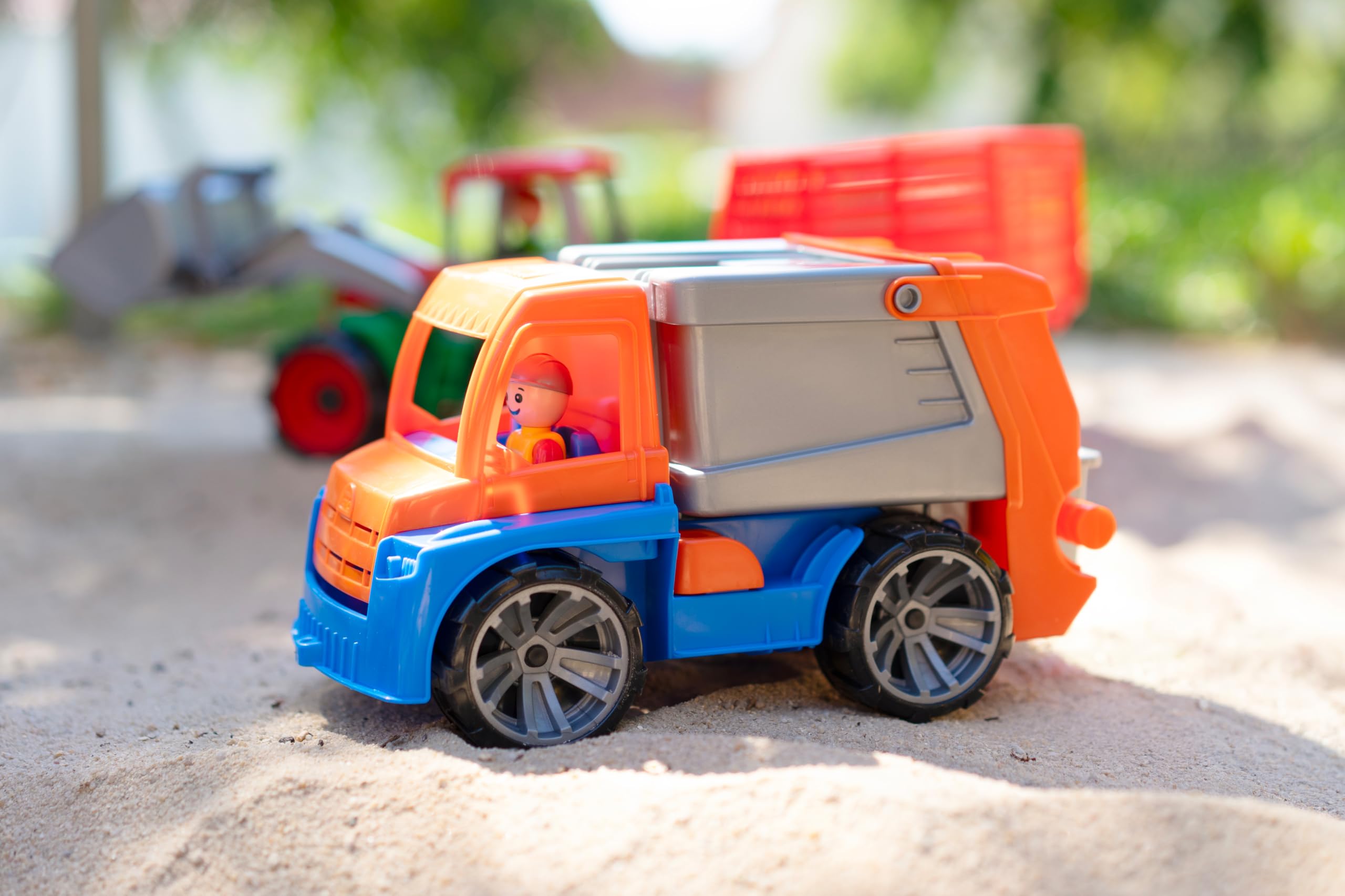 lena-truxx-m-llwagen-29-cm-spielauto-mit-figur-ab-2-jahre image 6